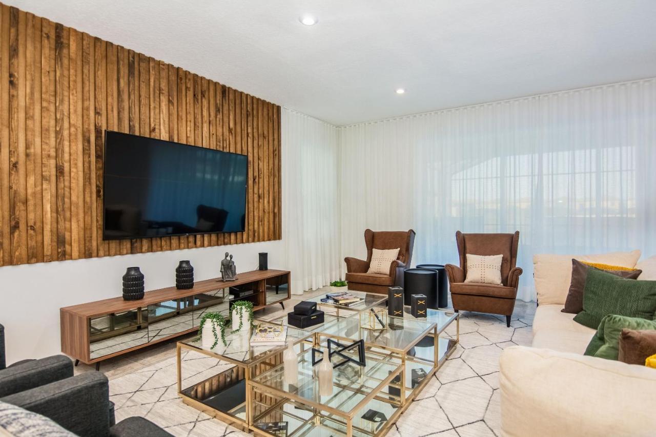 Brand New 9 Bedrooms House With Private Pool, Star Wars Game Room, Theme Rooms And Lake View Sa2145 Kissimmee Kültér fotó